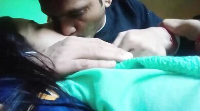 Hot Bangla Couple Stunning Liplock Kissing Mms